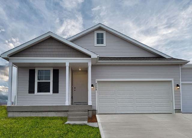 Property at 2301 N 7th St, Indianola, IA 50125, 5 beds, 3 baths