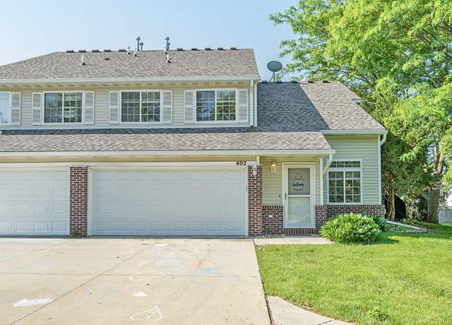 Property at 5221 Village Run Ave #402, Des Moines, IA 50317, 2 beds, 1.5 baths