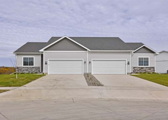 Property at 16715 Walnut Meadows Cir, Urbandale, IA 50323, 3 beds, 3 baths
