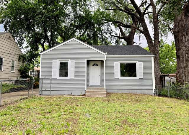 Property at 2753 Adams Ave, Des Moines, IA 50310, 2 beds, 1 bath
