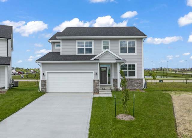 Property at 485 NW Independence Cir, Waukee, IA 50263, 4 beds, 2.5 baths