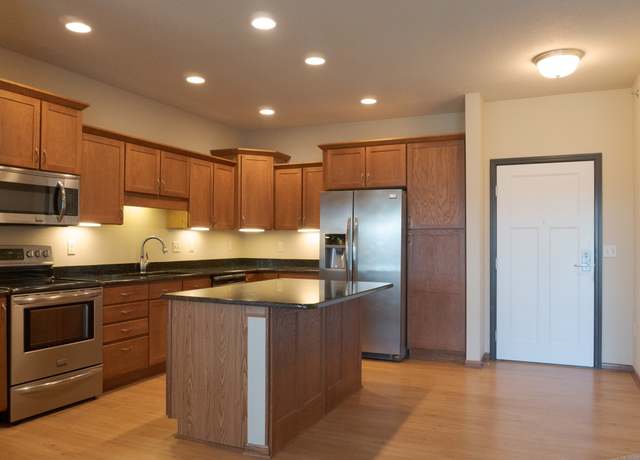 Property at 1370 SW Magazine Rd #206, Ankeny, IA 50023, 2 beds, 2 baths