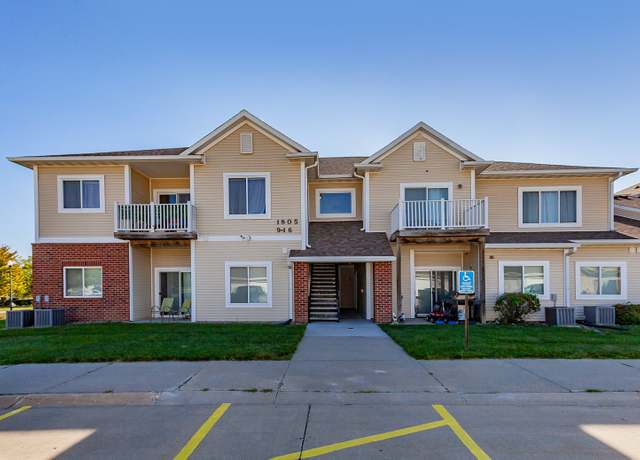 Property at 1805 SW White Birch Cir #16, Ankeny, IA 50023, 2 beds, 2 baths