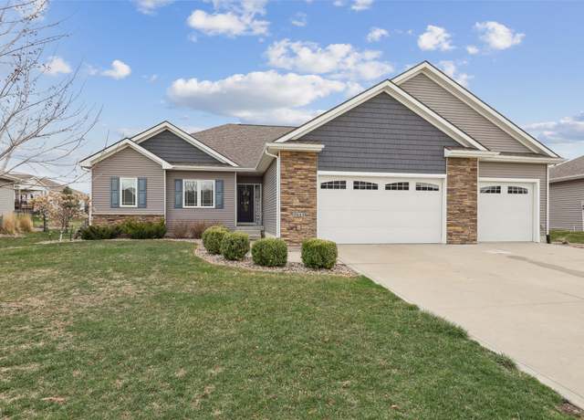 Property at 2611 NW Abilene Rd, Ankeny, IA 50023, 5 beds, 4 baths