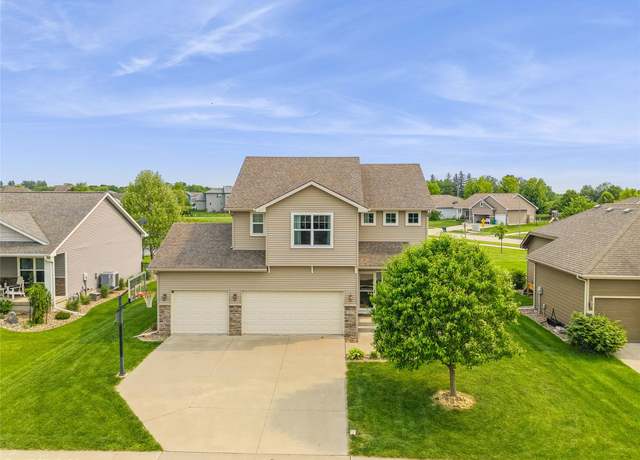 Property at 5209 NW 7th St, Ankeny, IA 50023, 5 beds, 3.5 baths