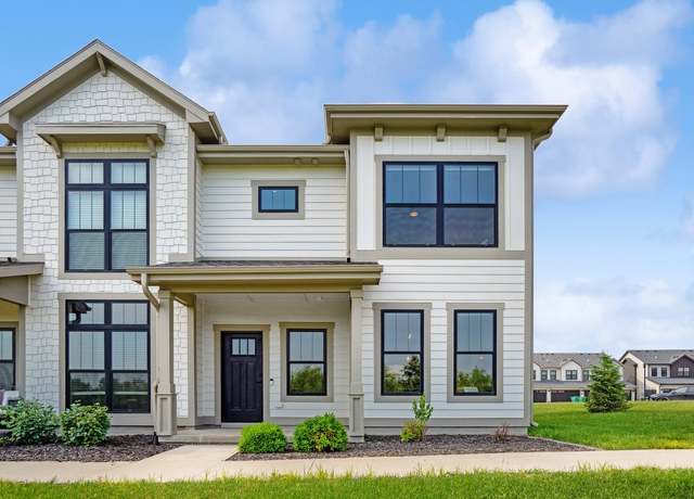 Property at 2032 SW Chautauqua Ln, Ankeny, IA 50023, 3 beds, 2.5 baths