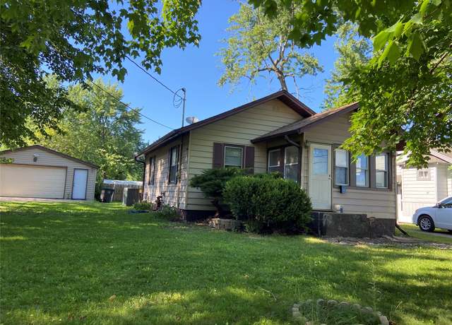 Property at 616 E Ovid Ave, Des Moines, IA 50313, 2 beds, 1 bath
