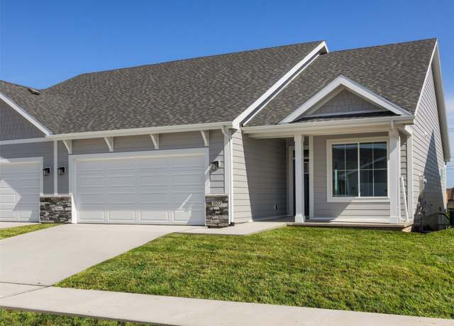 Property at 1603 Garland Ave, Norwalk, IA 50211, 3 beds, 3 baths