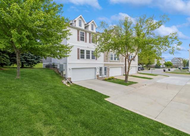 Property at 3012 SW Sharmin Ln, Ankeny, IA 50023, 2 beds, 2 baths