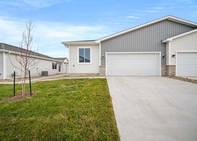 Property at 1570 Foxtail Dr SE, Altoona, IA 50009, 3 beds, 3 baths