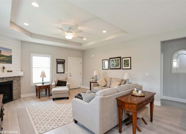 Property at 523 SW Heritage Ln, Ankeny, IA 50023, 3 beds, 3 baths