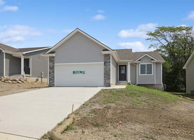 Property at 445 Napoli Ave, West Des Moines, IA 50266, 3 beds, 2 baths