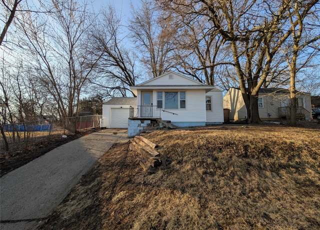 Property at 116 Hillside Ave, Des Moines, IA 50315, 1 bed, 1 bath