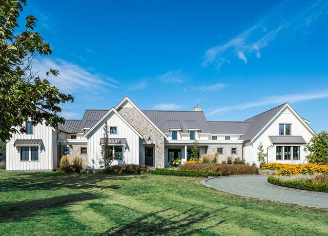 Property at 2713 S Forty Ln, Adel, IA 50003, 5 beds, 4.5 baths