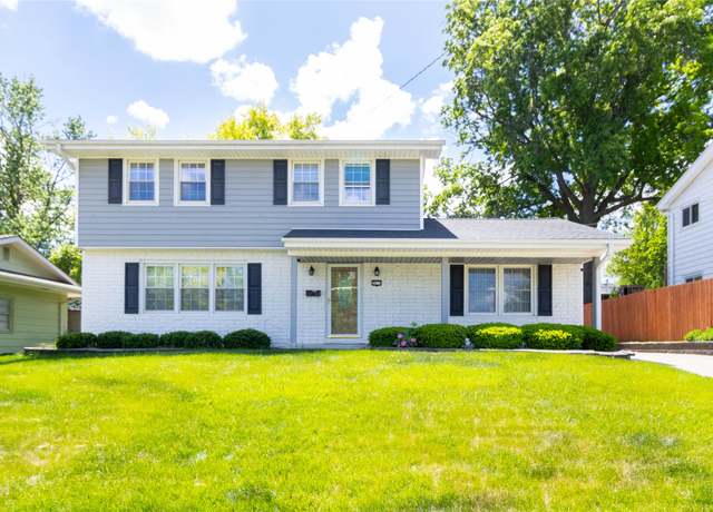 Property at 2614 Sherwood Dr, Des Moines, IA 50310, 4 beds, 1.5 baths
