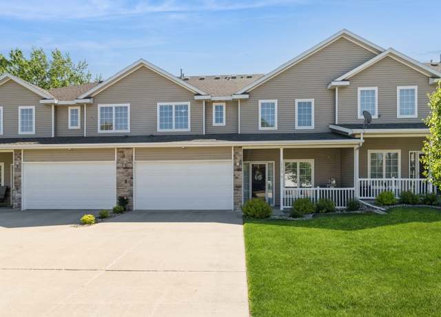 Property at 10615 Hickory Dr #6, Urbandale, IA 50322, 2 beds, 2.5 baths