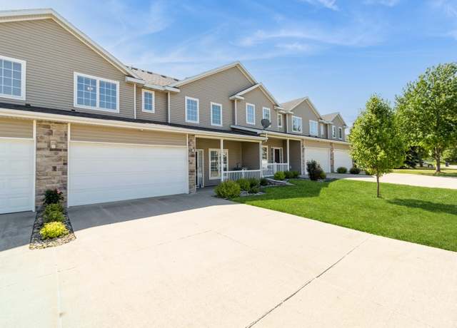 Property at 10615 Hickory Dr #6, Urbandale, IA 50322, 2 beds, 2.5 baths