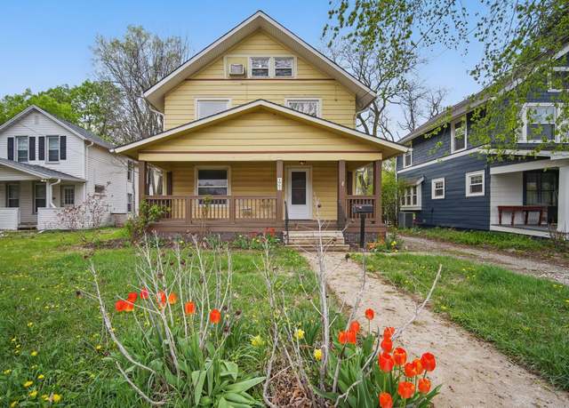 Property at 1062 38th St, Des Moines, IA 50311, 4 beds, 1.5 baths