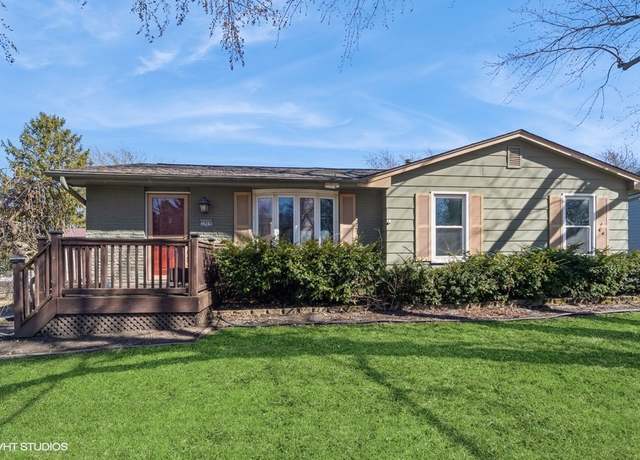 Property at 2909 78th St, Urbandale, IA 50322, 3 beds, 1.5 baths