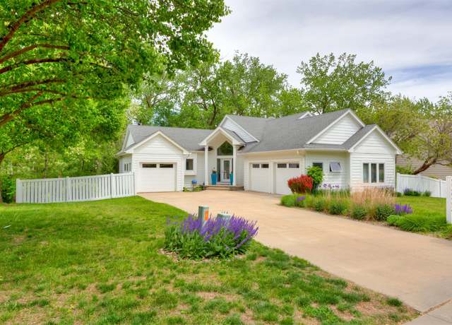 Property at 14943 Holcomb Ave, Clive, IA 50325, 4 beds, 3.5 baths