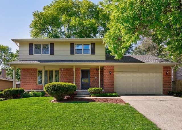 Property at 9774 Colby Ave, Clive, IA 50325, 3 beds, 3.5 baths