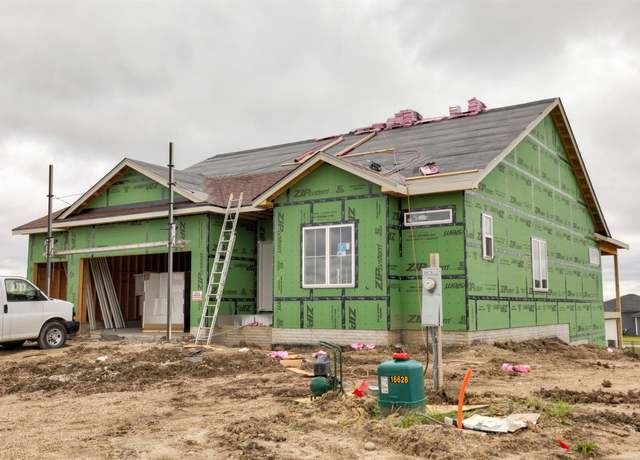 Property at 16628 Deerview Dr, Urbandale, IA 50323, 5 beds, 3.5 baths