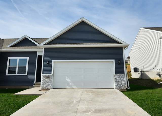Property at 430 Kinley Dr, Waukee, IA 50263, 3 beds, 3 baths
