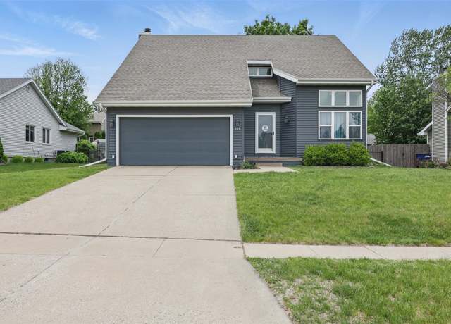 Property at 727 SE Richland Ct, Ankeny, IA 50021, 5 beds, 2.5 baths