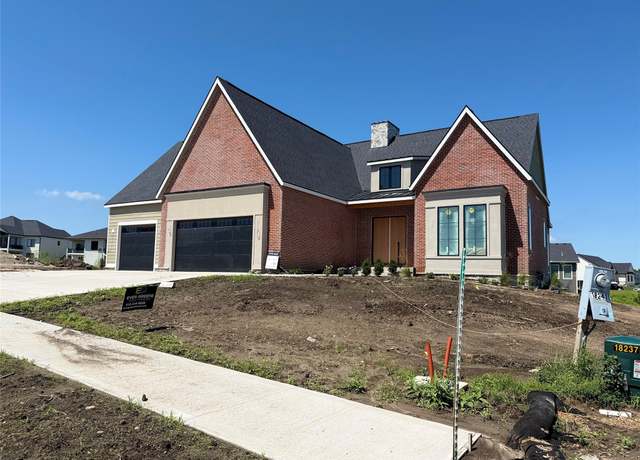 Property at 18241 Baxter Pl, Clive, IA 50325, 4 beds, 3.5 baths