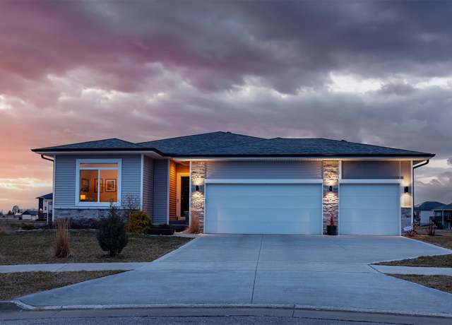 Property at 5324 Bradbury Ct, Ames, IA 50014, 3 beds, 2 baths