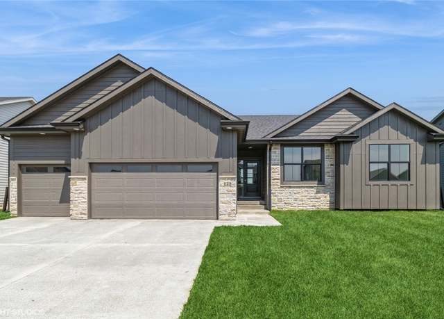 Property at 125 NW Hidden Knl, Waukee, IA 50263, 3 beds, 2 baths