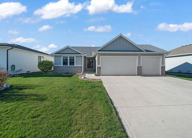 Property at 3602 SE 20th St, Ankeny, IA 50021, 4 beds, 3 baths