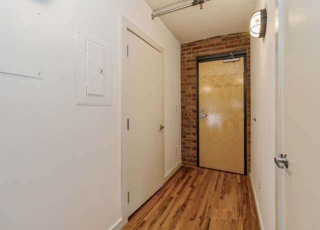 Property at 100 Market St #601, Des Moines, IA 50309, 1 bed, 2 baths