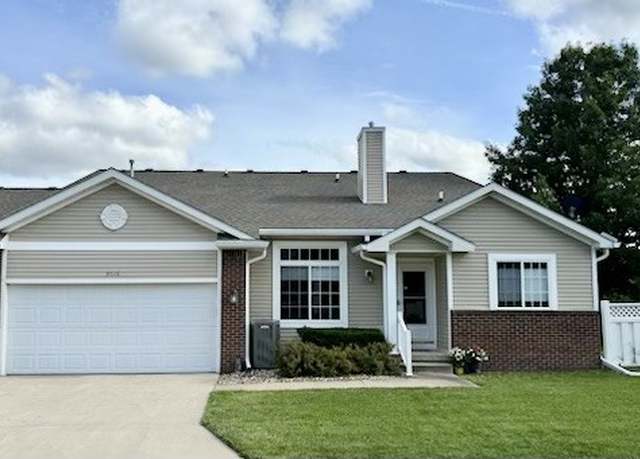 Property at 9516 Fir Ln, Johnston, IA 50131, 3 beds, 3 baths
