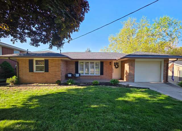 Property at 2535 Boyd St, Des Moines, IA 50317, 3 beds, 2 baths