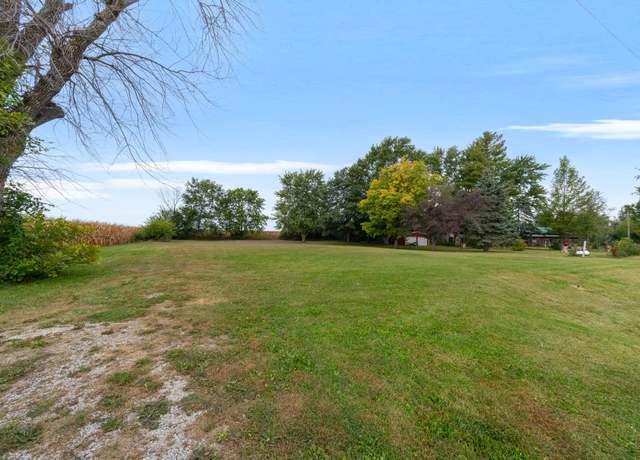Property at 255 Walnut Ave SW, Earlham, IA 50072