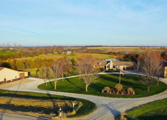 Property at 7865 50th Ave, Prole, IA 50229, 4 beds, 3.5 baths