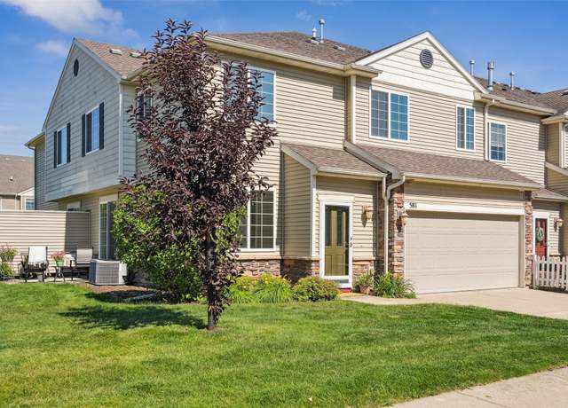 Property at 581 85th St, West Des Moines, IA 50266, 3 beds, 2.5 baths