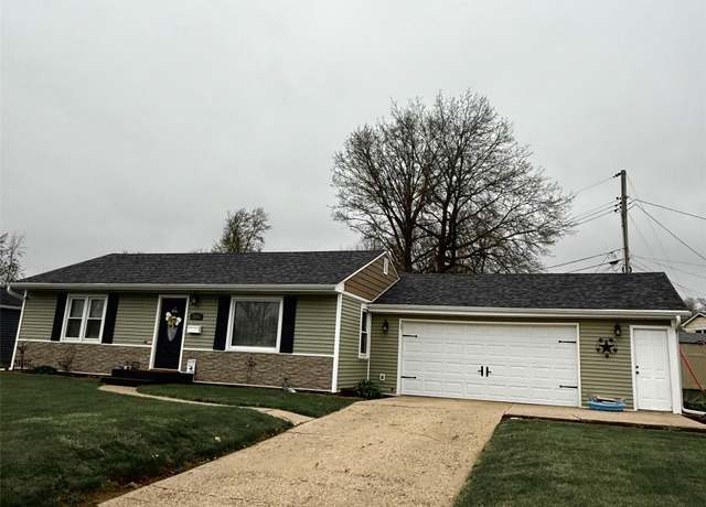 Property at 2204 S 7th Ave E, Newton, IA 50208, 2 beds, 1 bath