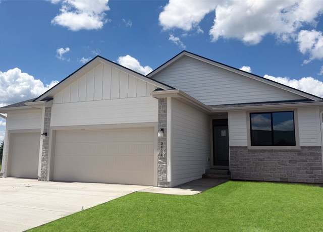 Property at 3424 5th Ave SE, Altoona, IA 50009, 3 beds, 2 baths