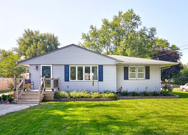 Property at 60 Northview Dr, Waukee, IA 50263, 3 beds, 2.5 baths