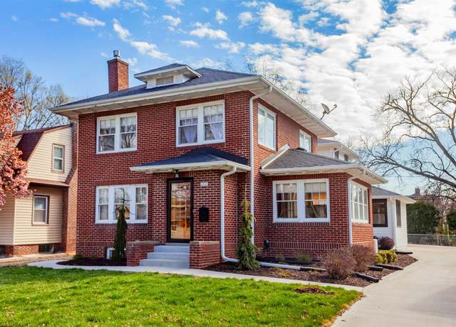 Property at 1331 42nd St, Des Moines, IA 50311, 4 beds, 1.5 baths
