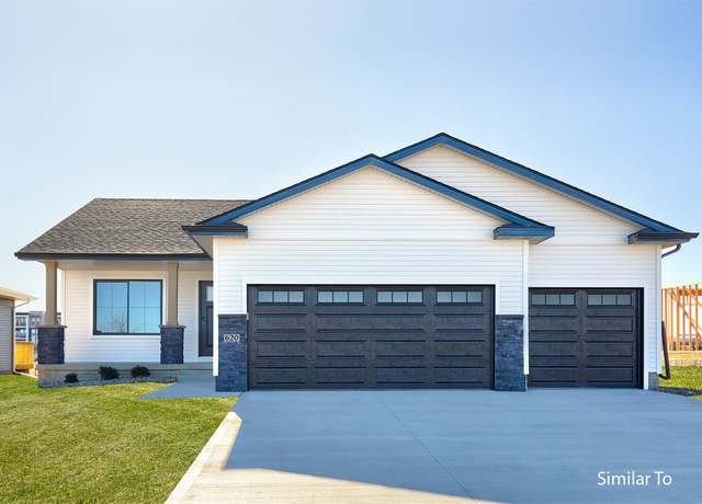 Property at 9405 Modena Ln, West Des Moines, IA 50266, 4 beds, 3 baths