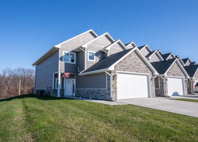 Property at 2011 Ammann Dr, Adel, IA 50003, 4 beds, 2.5 baths