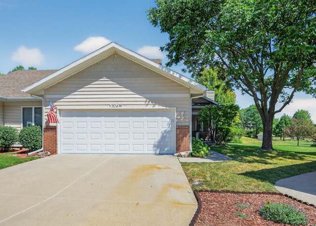 Property at 1565 Castlegar Ct, Pleasant Hill, IA 50327, 3 beds, 2.5 baths