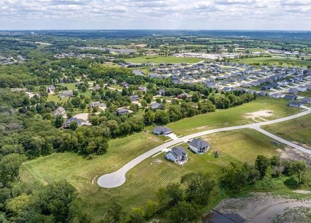 Property at 3740 Fieldstone Dr, Waukee, IA 50263