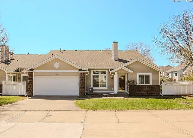 Property at 9516 Garnet Ln, Johnston, IA 50131, 2 beds, 2 baths