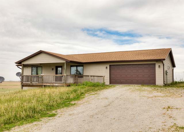 Property at 11658 W 99th St S, Prairie City, IA 50228, 3 beds, 1 bath