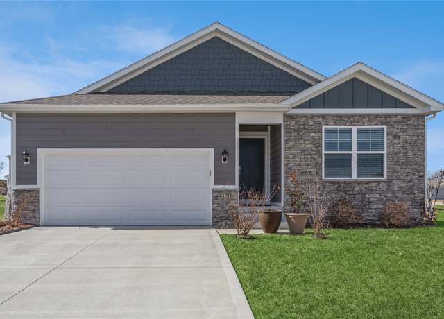 Property at 4170 Cheyenne Ct, Waukee, IA 50263, 3 beds, 2 baths
