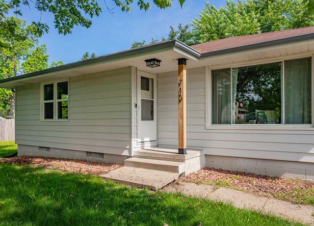 Property at 715 Maple St, Waukee, IA 50263, 2 beds, 1 bath